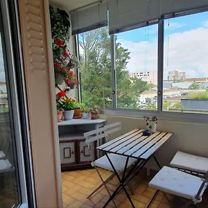 https://appart-t2-1er-etage-box-gratuit-calme.hotels-rhonealpes.com